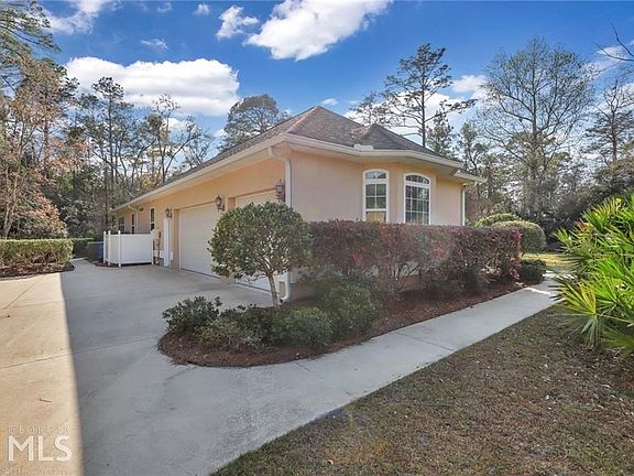 2nd image of 112 Foxcreek Estate Dr