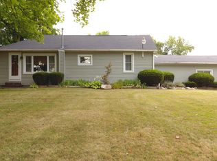 1050 W Hyde Rd, Saint Johns, MI 48879