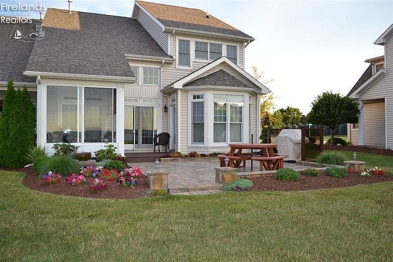 1st image of 452 Bay Breeze Dr #452