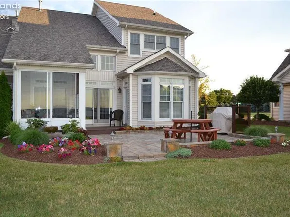 452 Bay Breeze Dr #452, Sandusky, OH 44870