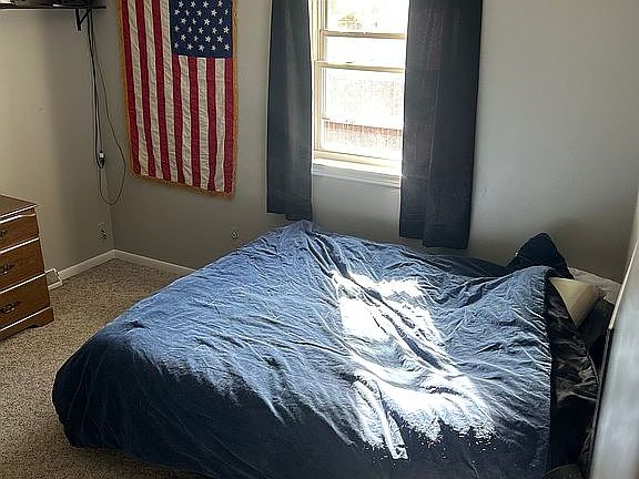 bedroom 1 (212 unit)
