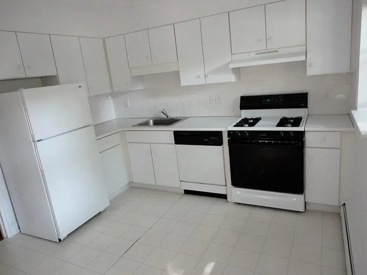 497 Centre St #1 — Photo 5