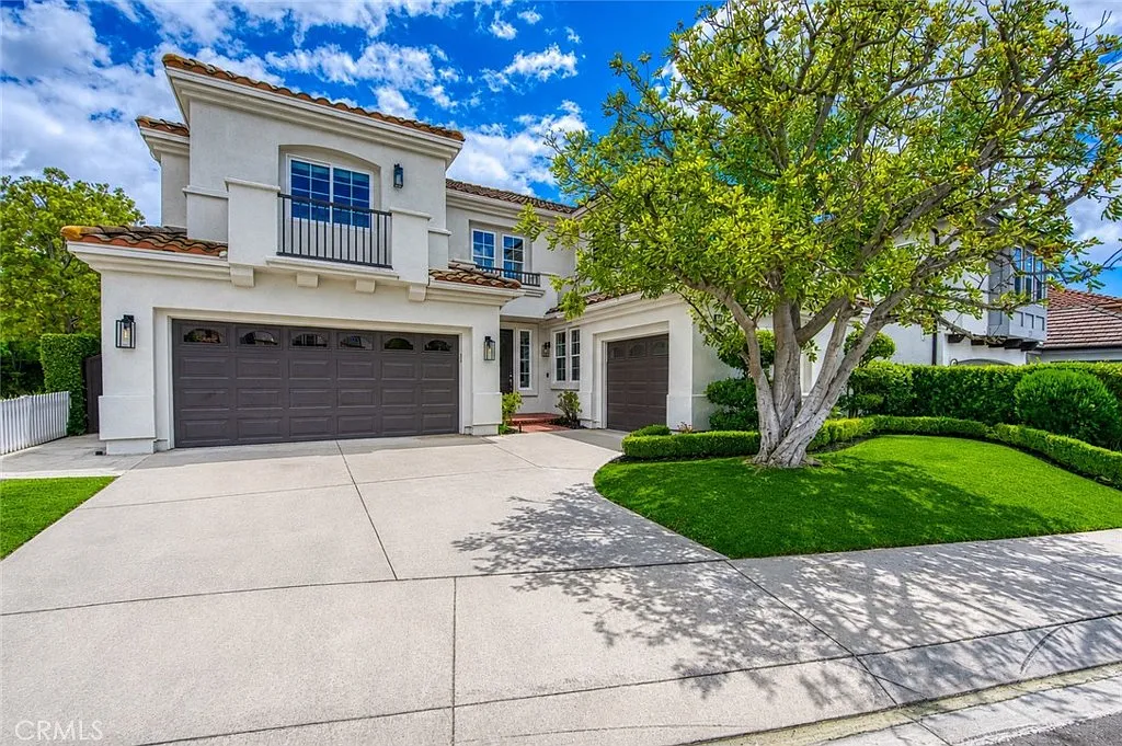 5 bed, 3064 sqft, $8,000 — Photo 1