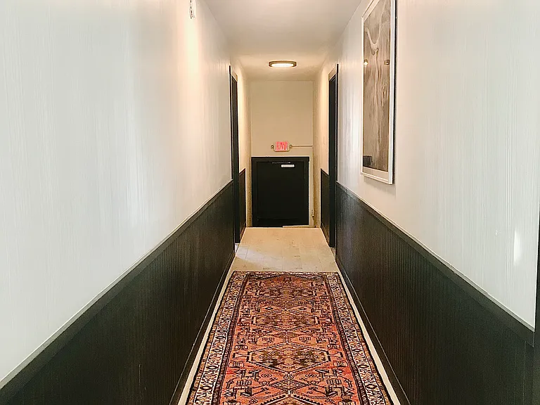 825 Bonfoy Ave #1 — Photo 8