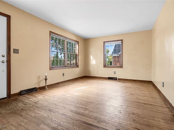 4th image of 1445 Washington Blvd
