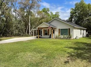 125 Guava Ter, Ocklawaha, FL 32179