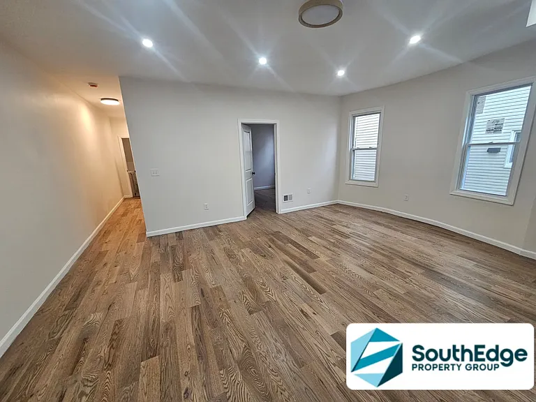 155 Bay View Ave #1 — Photo 6