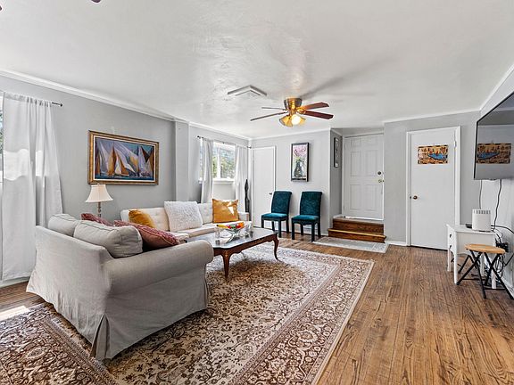 3rd image of 9901 Ashburton Ln