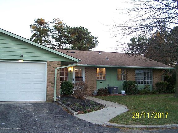 3rd image of 56A Buckingham Dr