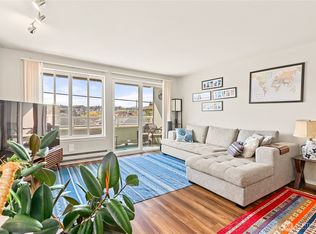 2448 NW 59th St APT 302, Seattle, WA 98107