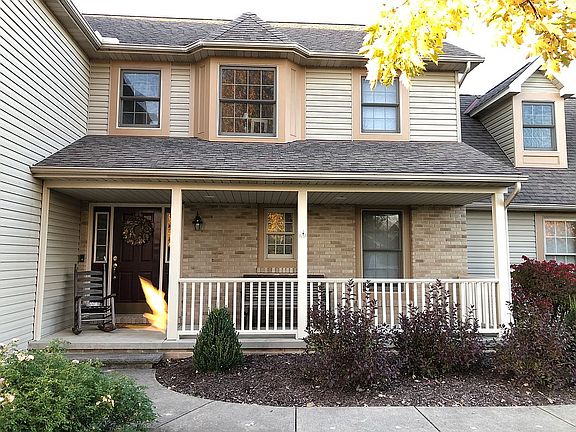 3rd image of 4306 S Fall Lake Dr