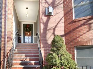 124 W 3rd St #1, Boston, MA 02127