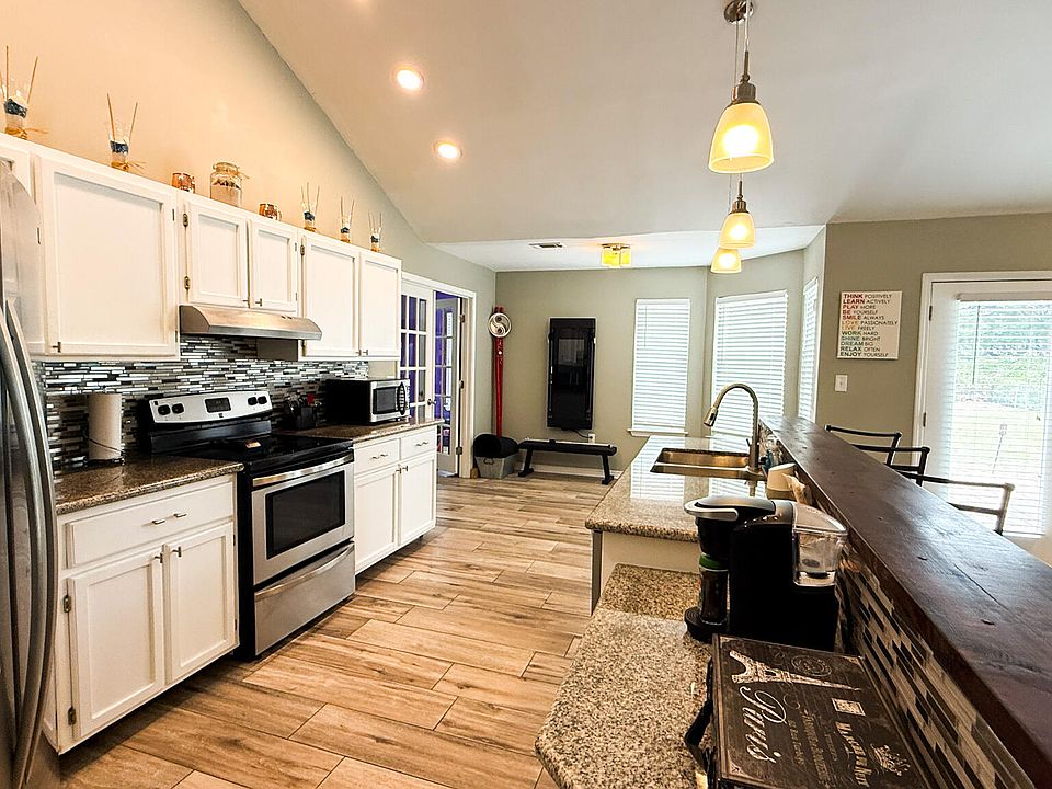 1st image of 1394 Sound Retreat Dr