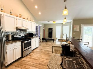 1394 Sound Retreat Dr, Navarre, FL 32566