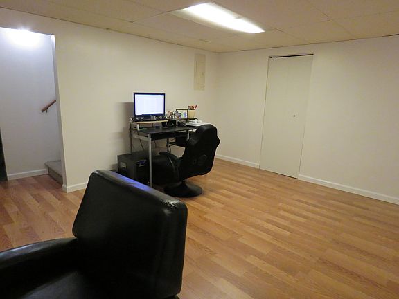 4th image of 3220 Banff Ave APT 1