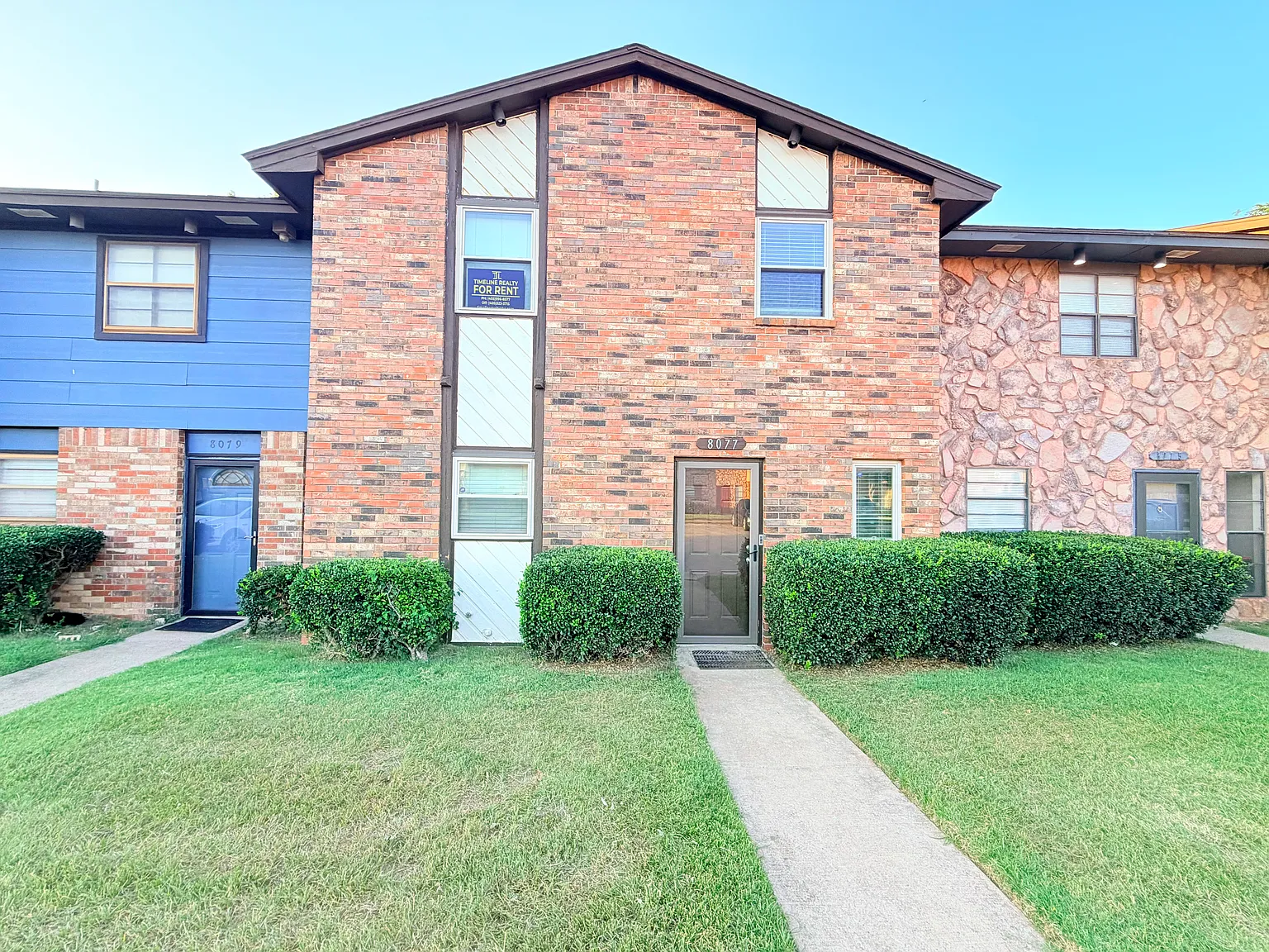3 bed, 2.5 bath, 1504 sqft, $1,200 — Photo 2