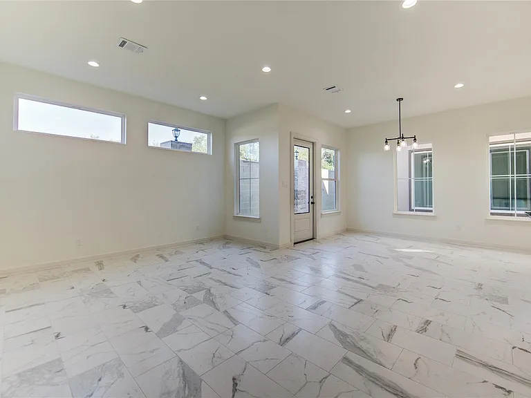 2922 El Fenice Ln — Photo 36