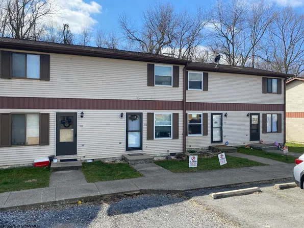 102 Ann Marie Dr, Morgantown, WV 26508