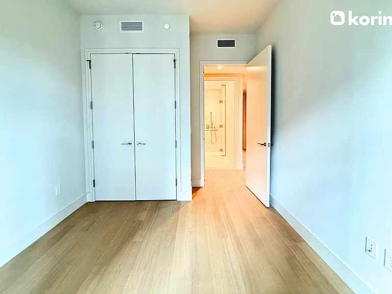 201 E 23rd St #7C — Photo 15
