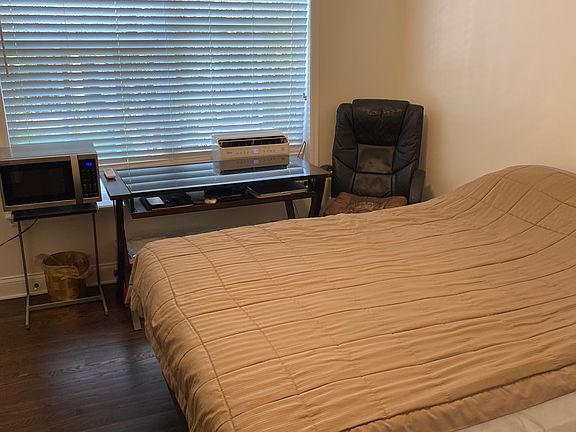 5th image of 5006 W Evelyn Dr