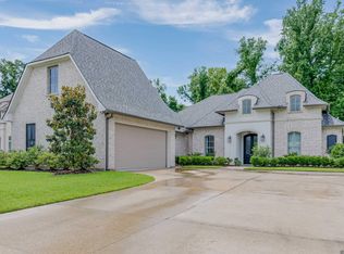 36501 Royal Oak Dr, Prairieville, LA 70769