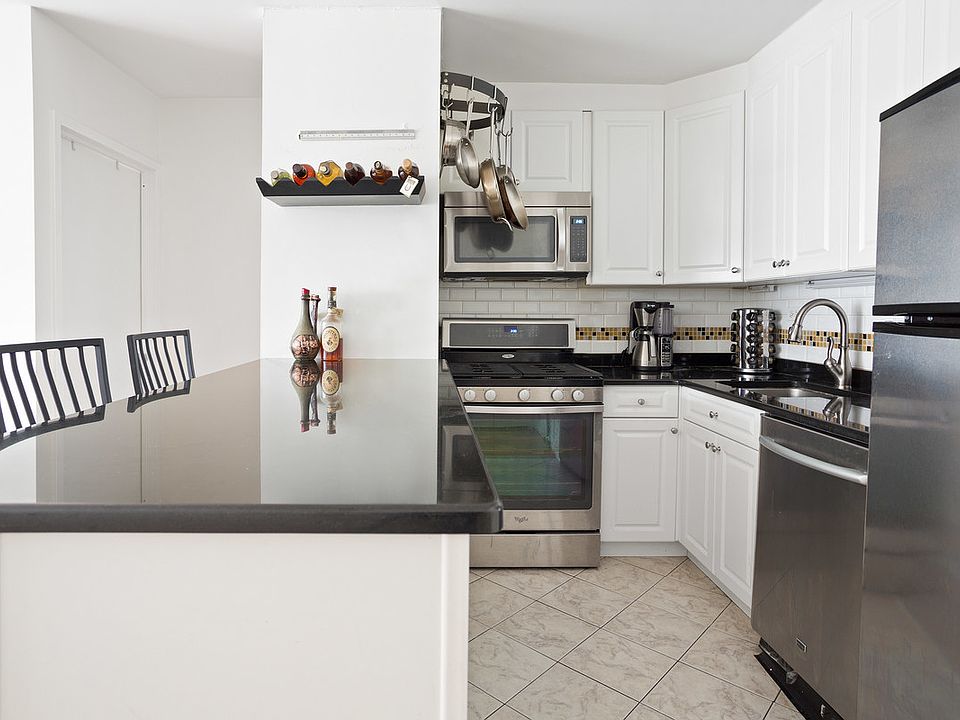 1st image of 130 W 67th St APT 8J