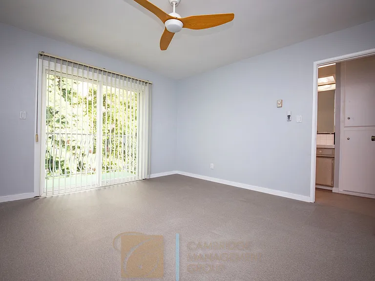 3730 Goldfinch St — Photo 5