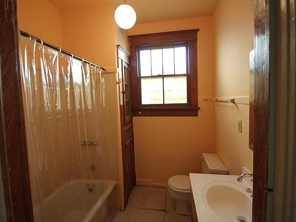 5th image of 8332 Pritchard Pl