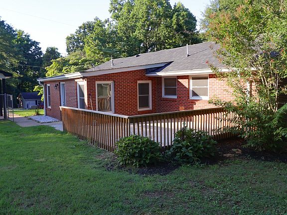 3rd image of 139 Ashmore Ave