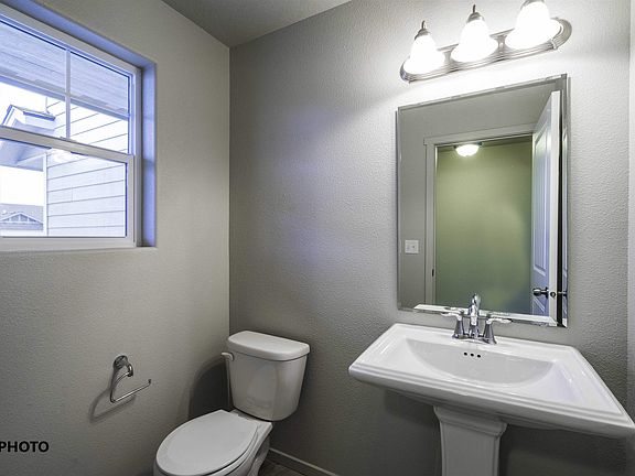 4th image of 407 S Treeline Pl