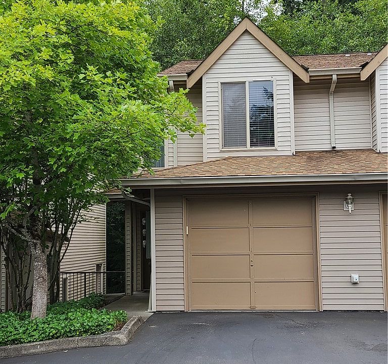 1st image of 4719 NW Walgren Dr Unit 101