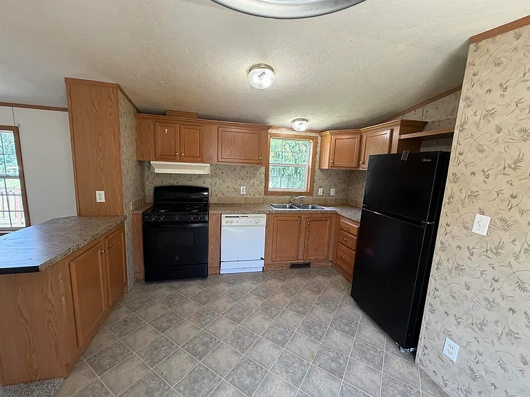 25 Donnelly Dr #38 — Photo 7