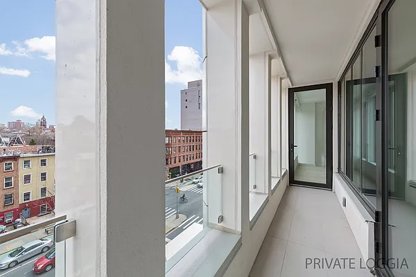 Rented by Douglas Elliman | media 14