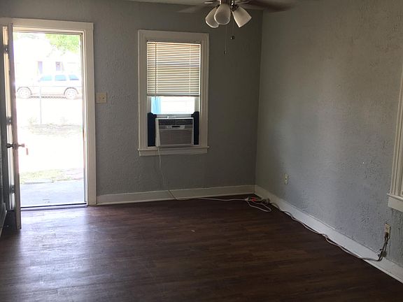 3rd image of 707 18th St
