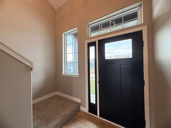 3rd image of 1306 E Gable Way