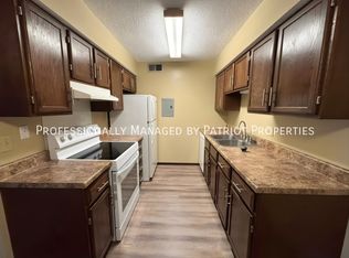 811 Hawkeye Dr #302, Dubuque, IA 52001