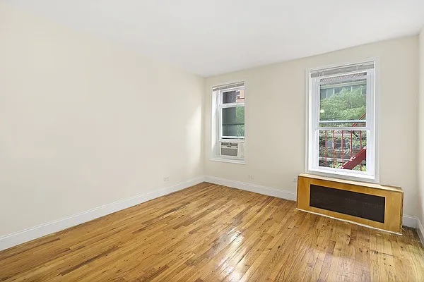 Rented by Compass | media 6