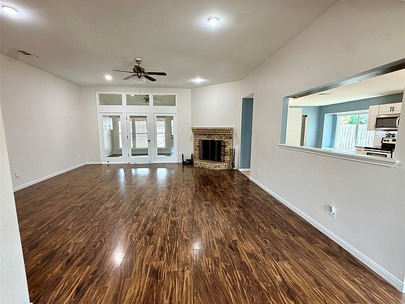 4th image of 7102 Lyons Rd