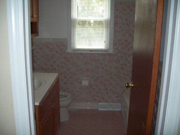 4th image of 22 Ulenski Dr #Duplex