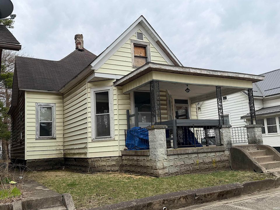 2nd image of 269 E 5th St