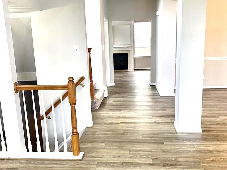 25937 Kirkwood Sq — Photo 14