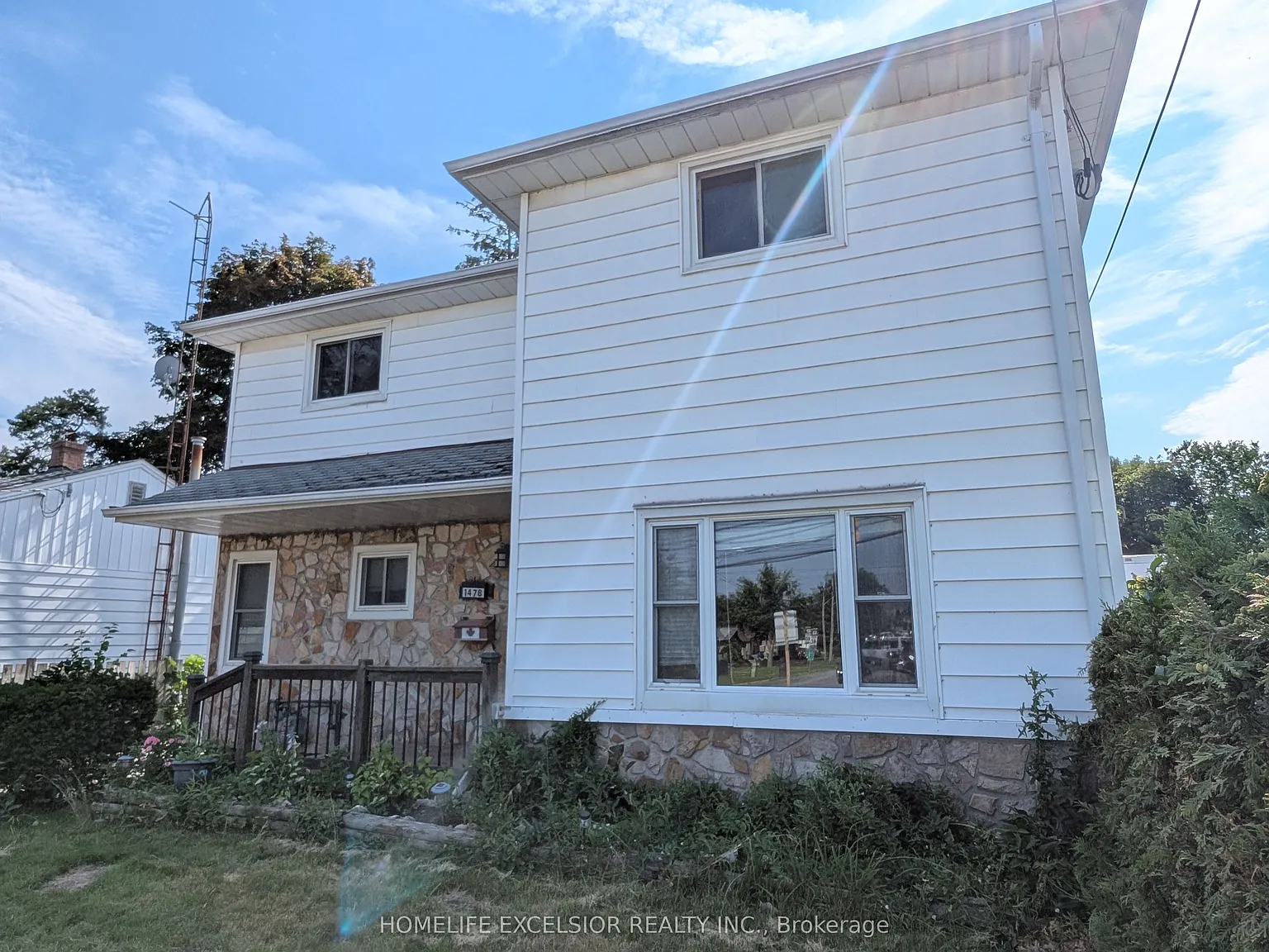 5 bed, $2,975 — Photo 3