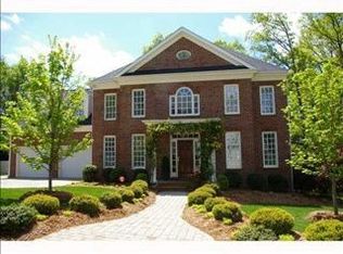 3301 Darien Dr, Raleigh, NC 27607