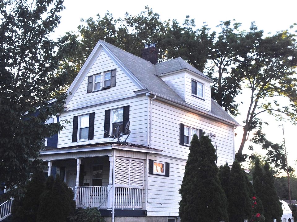 2nd image of 3 Clark St