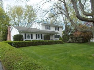 22 Tuscarora Ave, Geneseo, NY 14454