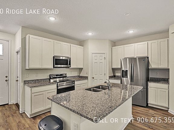 3rd image of 70 Ridge Lake Rd