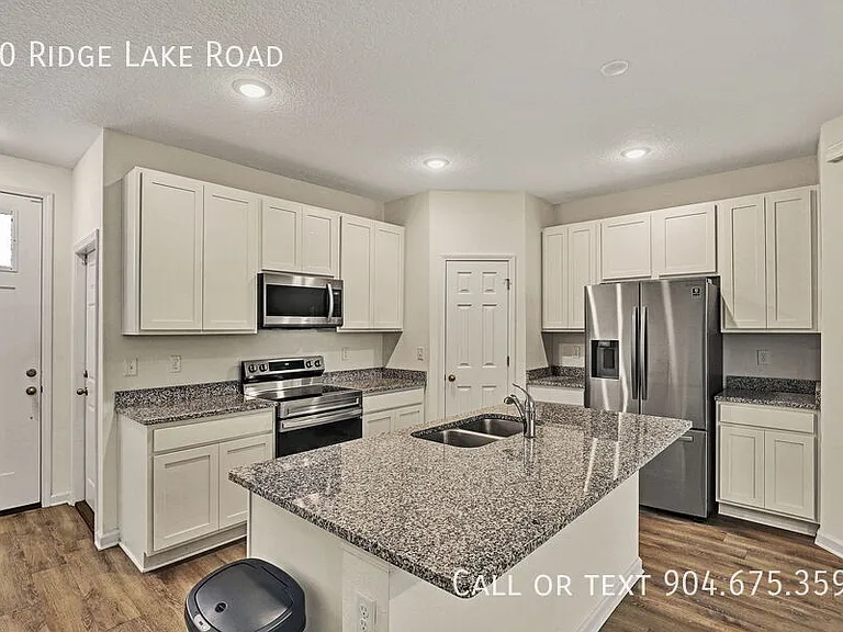 70 Ridge Lake Rd — Photo 3