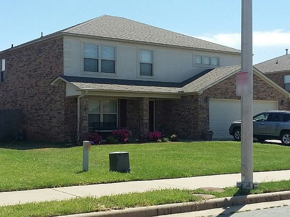 3rd image of 1312 Sweetgum Ln