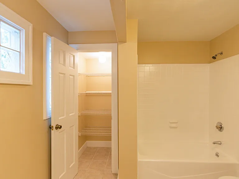 26 Bagwell Ave — Photo 42