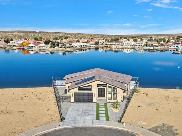 27026 Reef Ln, Helendale, CA 92342